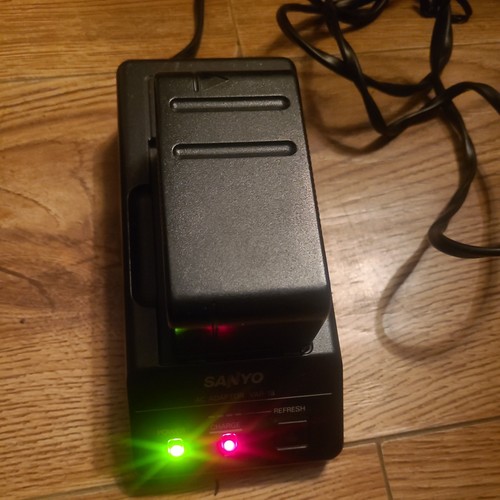 Sanyo var power adaptor - var-18, ac