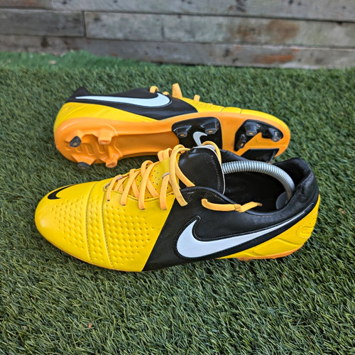 Nike ctr360 maestro iii - ctr360,