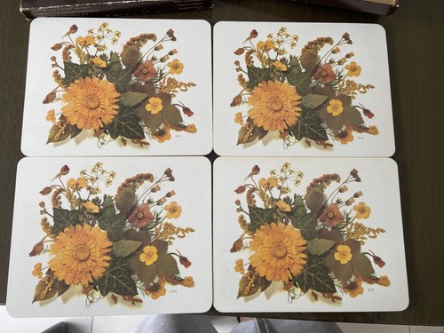 Vintage clover leaf placemats - clover,
