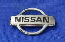 NISSAN - VINTAGE  CAR BADGE /