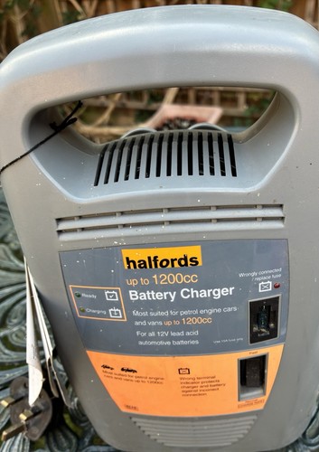 Halfords car battery charger - halfords,