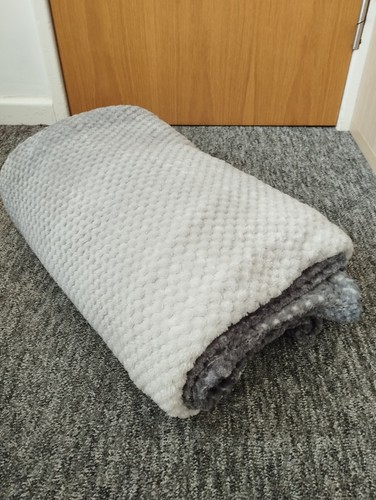 Large soft warm throw blanket - warm,