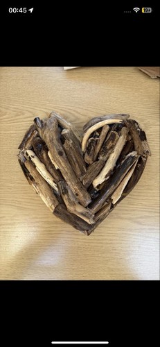 Driftwood heart artist liam - by,