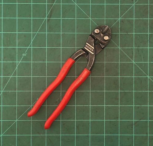 Knipex 200 8 compact - 71-01-200, 8"compact