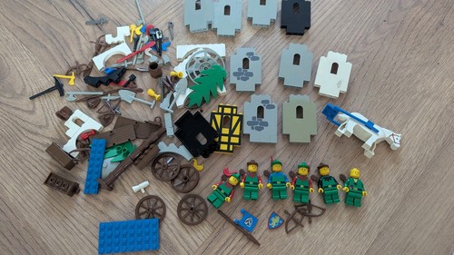 Vintage lego castle forestmen - lego,