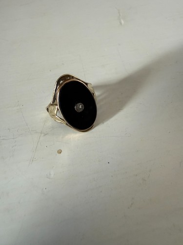 9ct yellow gold - gold, signet