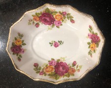 Cottage Rose Sweet Dish Trinket Bowl Fine Bone China Gold Trim 15x12cm VGC