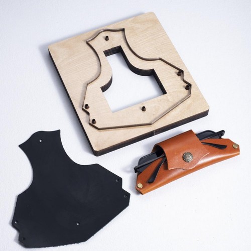 Glasses case leather cutting - glasses,