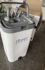 Squeezypeasy Premium Flat Mop & Bucket Set  Floor Cleaning no microfiber clothes