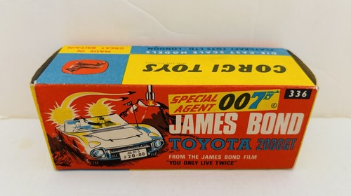 Corgi james bond c336 toyota - corgi,