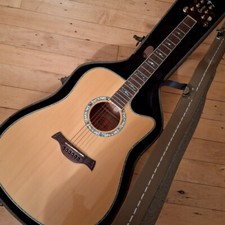 Crafter DE 33/N Western Guitar, Solid Top, Includes Guild Case