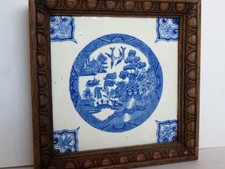 Vintage Blue & White Willow Pattern Tile Trivet With Wooden Frame Teapot Stand