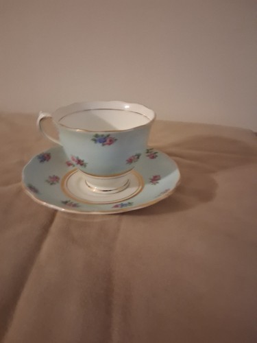Colclough genuine bone china - colclough,