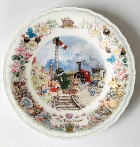 Wedgwood foxwood tales plate - foxwood,