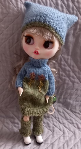 Ooak hand knit - hand, jumper