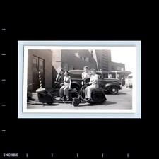 Old Vintage Photo WOMEN