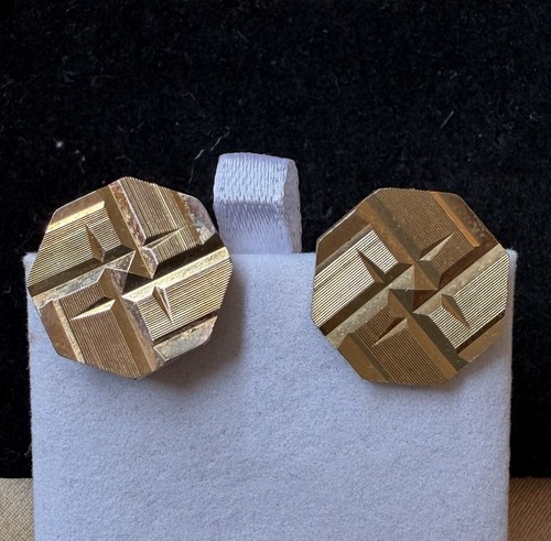 Vintage traditional octagonal - vintage,