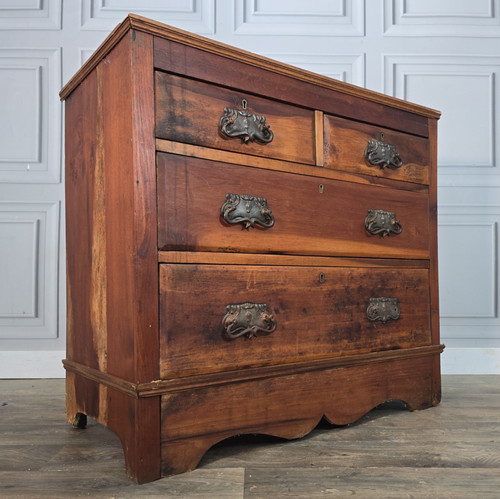Antique chest drawers - of,