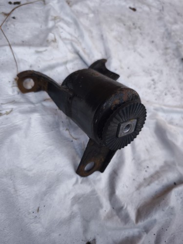 Ford fiesta engine mount st180 - fiesta,