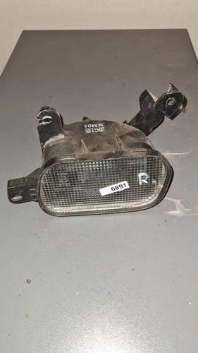 Mazda 323 rear fog - c,