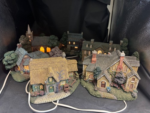 Hawthorne village set - hawthorne,