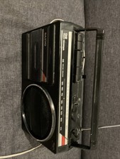 Sanyo M2709F Boombox Radio