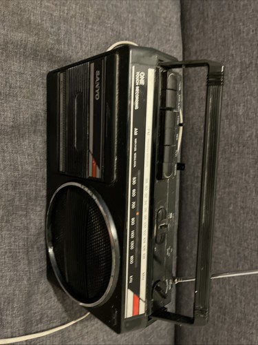 Sanyo m2709f boombox radio - sanyo,