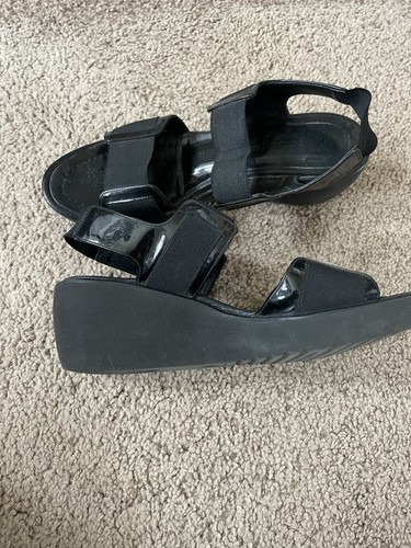 Russell bromley wedge - bromley,