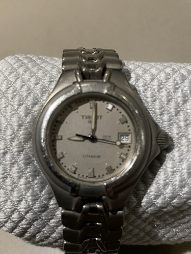 Tissot t660 titanium quartz - t660,