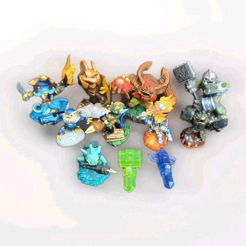 Skylanders figures bundle - figures,