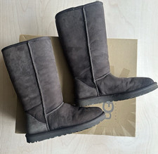 Ugg Australia Womens Classic