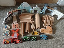 Landmarks Wooden Train Set