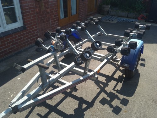 Used boat trailer - used, indespendion