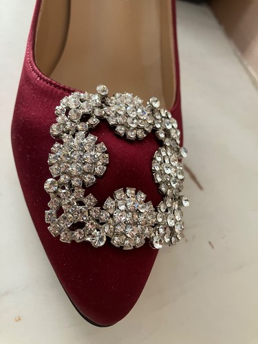 Manolo blahnik hangisi - manolo, 37