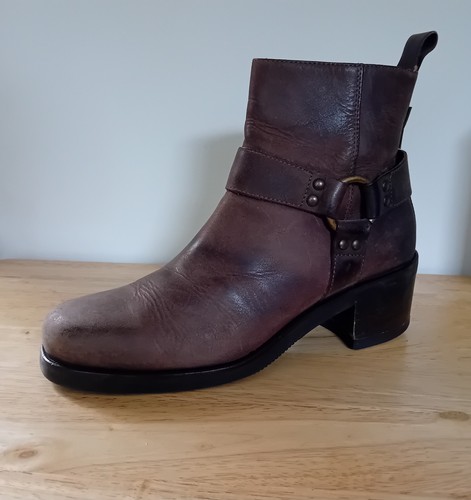 Russell bromley womens - &,
