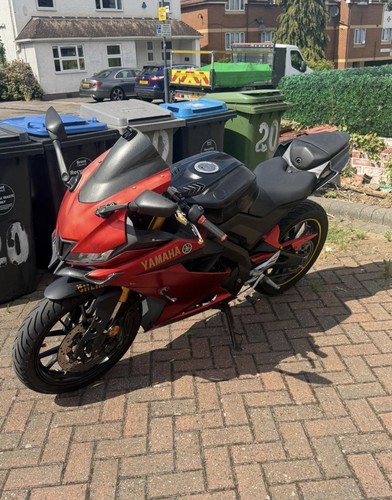 Yzf r125 yamaha motorbike - yzf, 15k