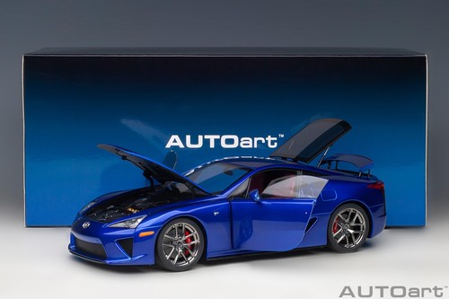 Autoart lexus lfa - autoart, pearl