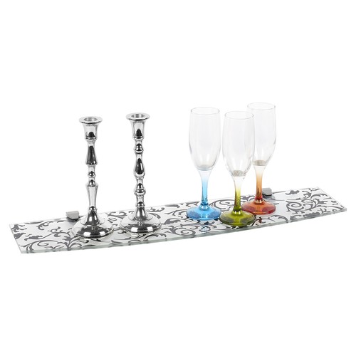 Large bowed floating glass - bowed,