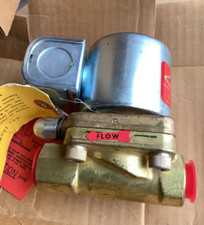 NOS Jackes-Evans B4MP  Solenoid Valve  300 PSI max, 110 volts 50-60 cycle 9/16 "