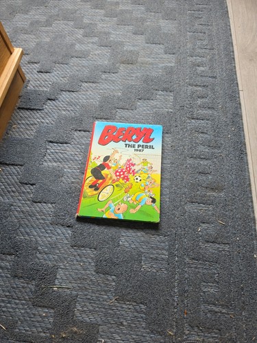 Beryl the peril annual - peril,