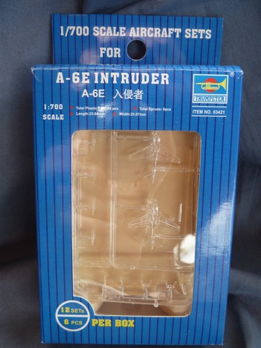 Trumpeter 700 a6e - 1/700,