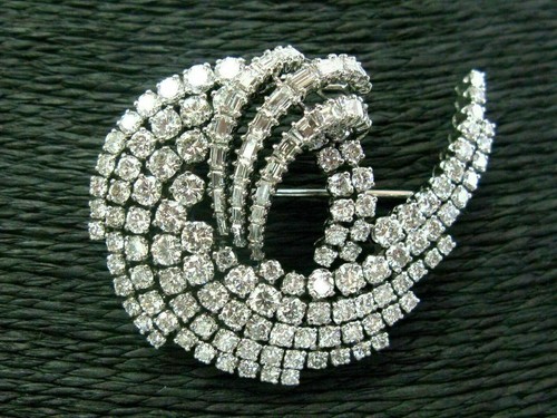 5ct round baguette simulated - round,