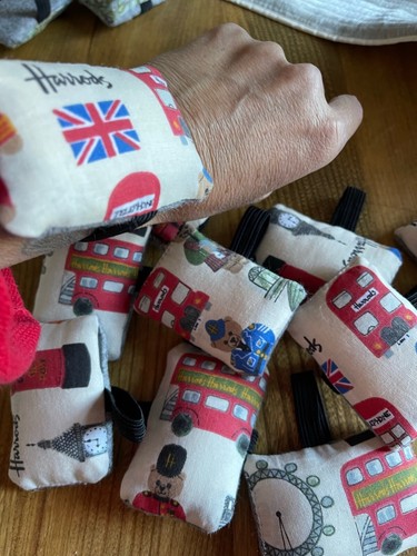 Handmade london harrods - london,,