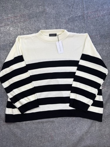Pixiegirl black white breton - white,