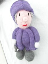 KNITTED QUEEN ELIZABETH II 2nd