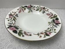 Wedgwood Hathaway Rose Rimmed