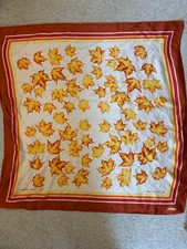 Vintage Skemo scarf CANADIAN MAPLE LEAVES Eleanor Paine Canada