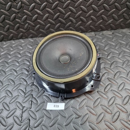 Jaguar speaker rear left - speaker,