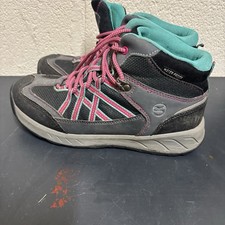 regatta walking boots Size Uk 4