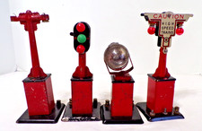 Vintage 4 MARX O Gauge Train Track Crossing Signals - 3 Need Rewiring  See Below